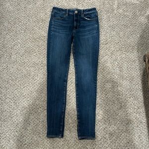 American Eagle skinny jeans size 6 long